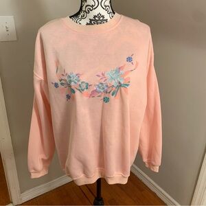 Vintage Fleece Forward Pastel Pink Embroidered Floral Sweatshirt Size Large